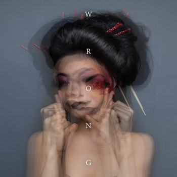 [神游舞曲 Trip Hop] 荣菲菲（FiFi Rong）-专辑《Wrong》：解构伤痛的东西方神游实验
